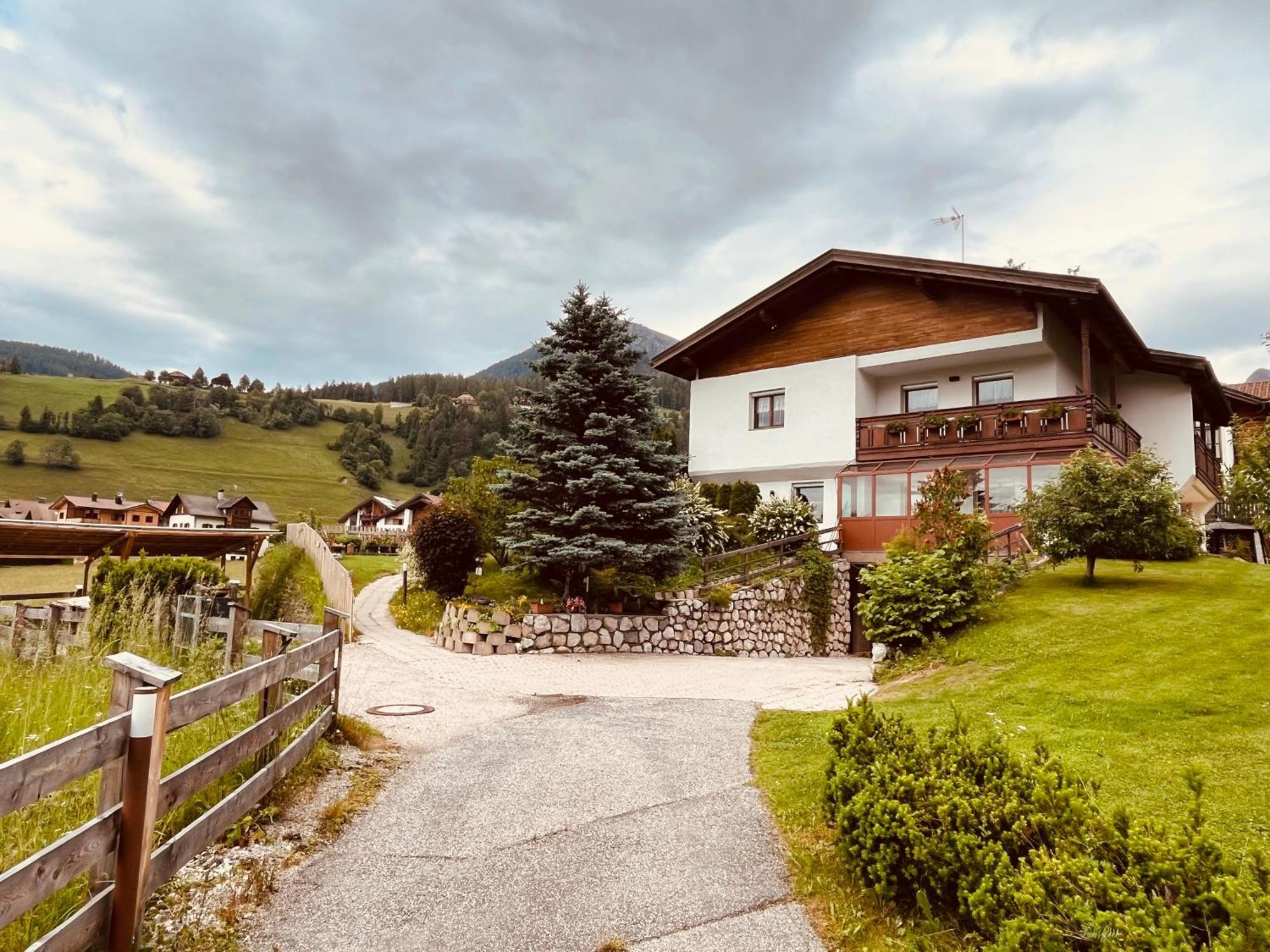 Appartamento Ciasa Fam Comploi San Vigilio Di Marebbe Esterno foto
